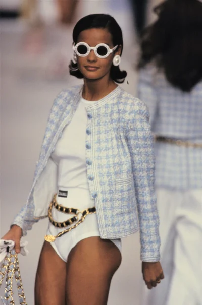 Look 11